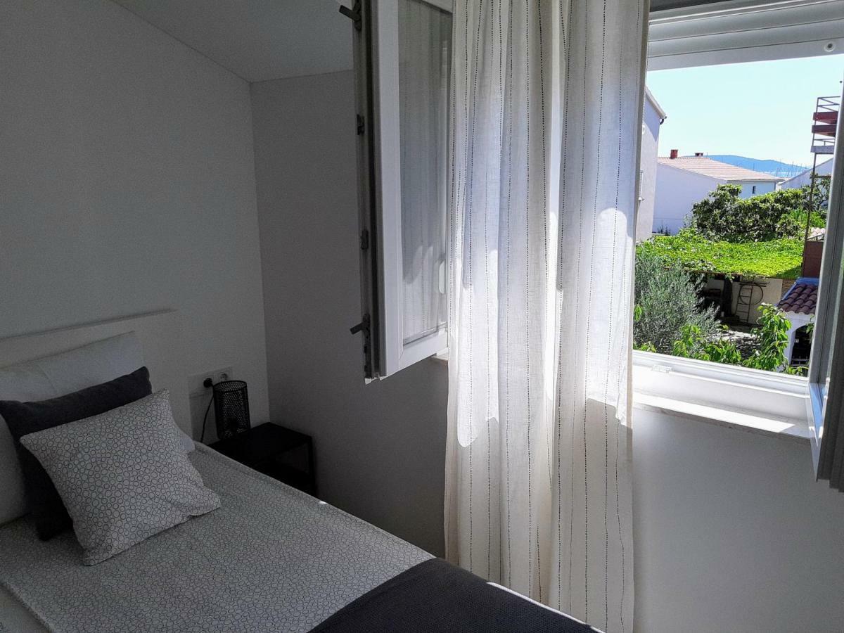 Apartment Pepina Vodice Exterior foto